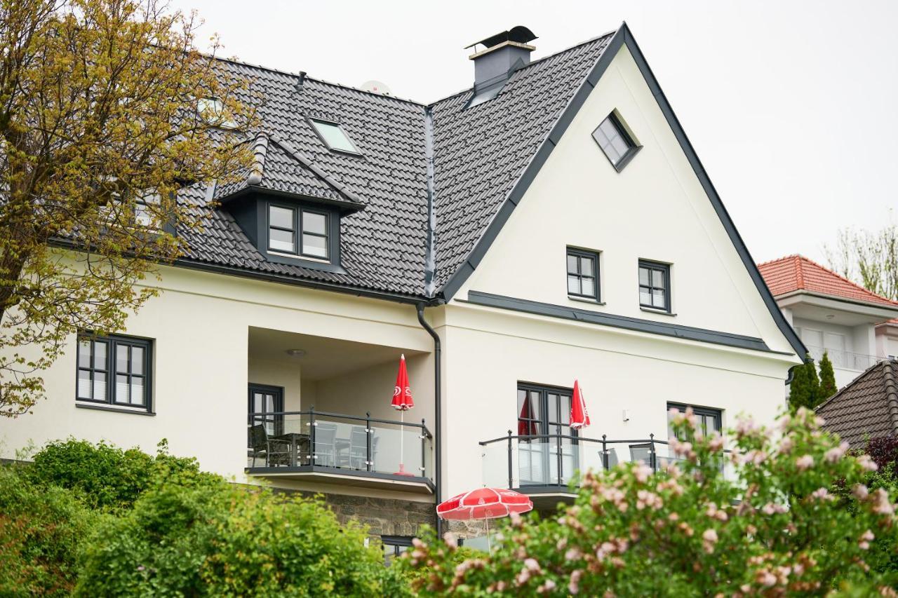 Haus Aussicht - Ferienwohnungen Velden Velden am Wörthersee Exterior foto