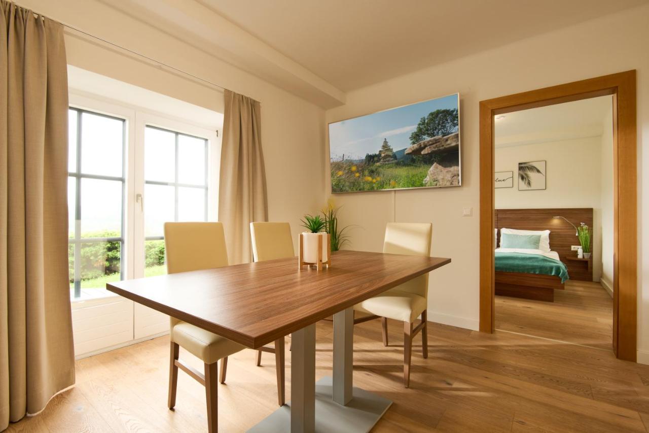 Haus Aussicht - Ferienwohnungen Velden Velden am Wörthersee Exterior foto